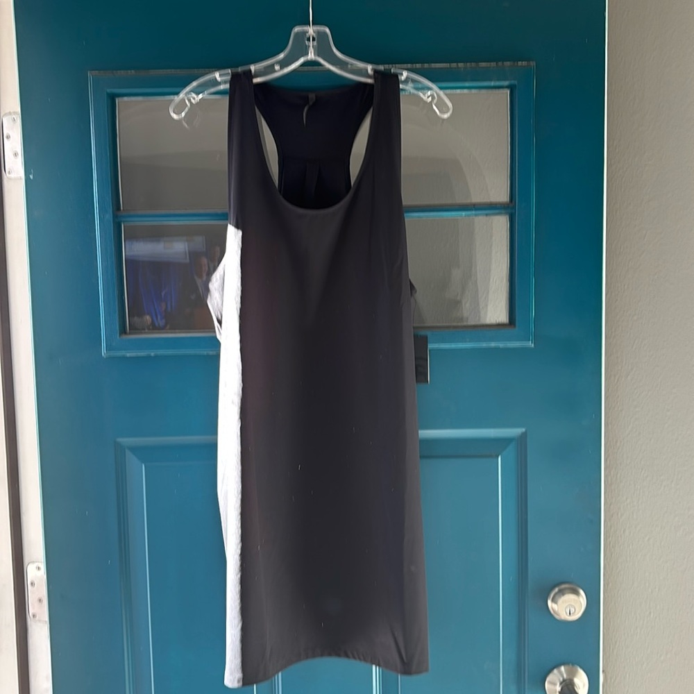 Backcountry Athleisure Dress XL